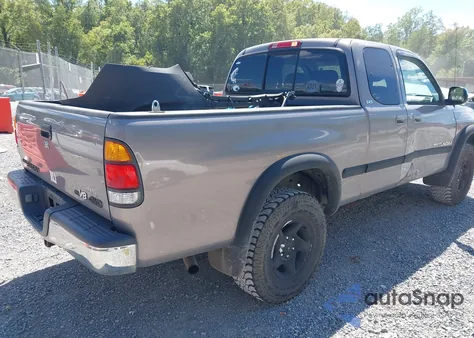 2001 Toyota Tundra Sr5 V8 from USA, damaged, VIN 5TBBT44191S168009